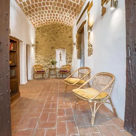 Feriehus Casa Torre Big, Stylish, Modernized 'castle' Prime Costa Brava With Ac Cruïlles