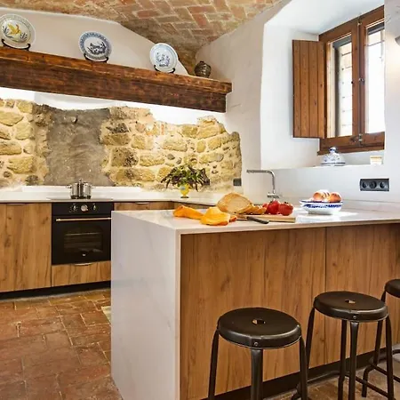 Casa Torre Big, Stylish, Modernized 'castle' Prime Costa Brava With Ac Feriehus